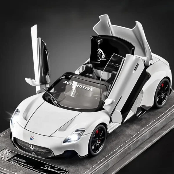 1/24 Maserati MC20 Cabrio Alloy Sports Car Model Diecast Metal Track Racing Car Vehicles Model Sound and Light Children Toy Gift