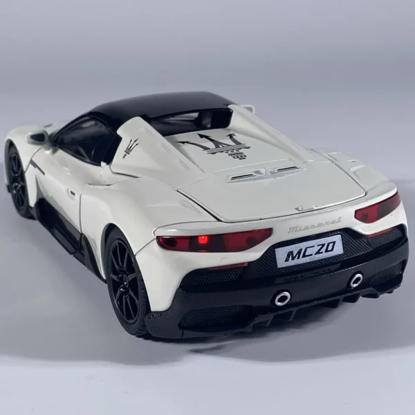 1:24 Maserati MC20 Convertible Sports Car Alloy Diecast Model Car Auto Parts Sales Store Accessories Front Desk Display Gift Boy