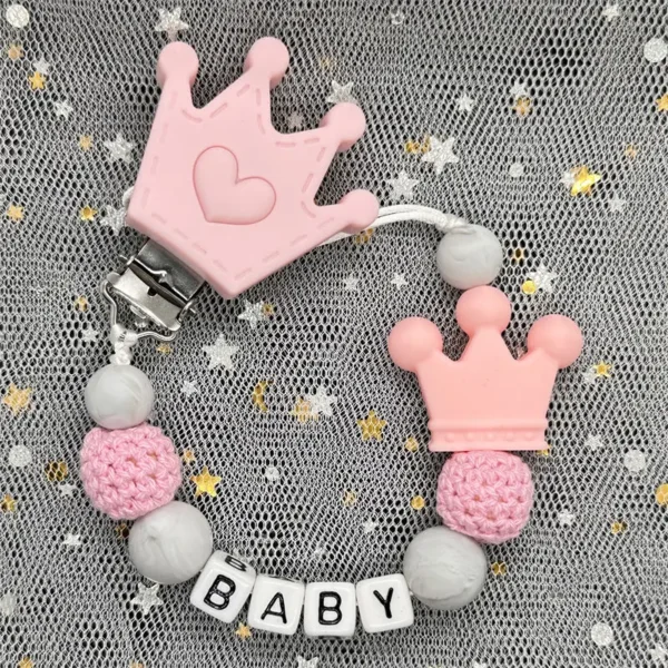 Hot Sale Custom Name Wooden Personalized Baby Pacifier Chains Beech Bead Dummy Nipple Holder Teether Pendant Newborn Mother Gift